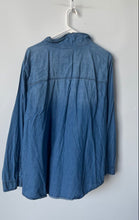 Load image into Gallery viewer, Torrid Womens Blue Cotton Long Sleeve Collared Pockets Button-Up Shirt Size 4
