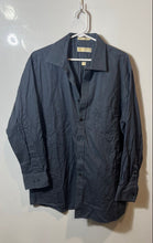 Load image into Gallery viewer, Michael Kors Mens Gray Cotton Long Sleeve Collared Dress Shirt Size 17
