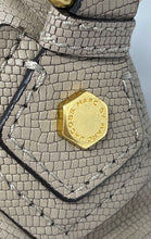 Load image into Gallery viewer, Authentic Marc By Marc Jacobs Womens Classic Q Natasha Beige Crossbody Purse
