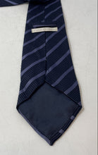 Load image into Gallery viewer, Italian Fabric Mens Purple Striped Keeper Loop Adjustable Pointed Tie
