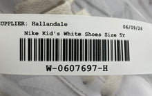 Load image into Gallery viewer, Nike Boys Blazer Mid 77 SE DO6487-100 White Lace-Up Sneakers Shoes Size 5Y
