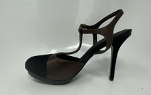 Load image into Gallery viewer, Authentic Tory Burch Womens Mandy Black Brown High T-Strap Heels Size 9M Worn
