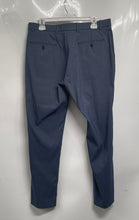 Load image into Gallery viewer, Tommy Hilfiger Mens Blue Flat Front Straight Leg Dress Pants Size 33Wx30L
