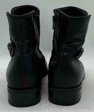 Load image into Gallery viewer, Gabor Women&#39;s Black Leather Round Toe Pull-On Ankle Boots Size 7.5
