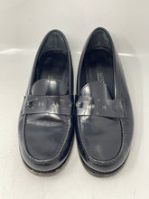 Load image into Gallery viewer, Authentic Louis Vuitton Kids Black Leather Low Top Loafer Shoes Size EUR 35
