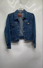 Load image into Gallery viewer, Levi Strauss &amp; Co. Womens Blue Cotton Jean Original Trucker Jacket Size Small
