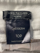 Load image into Gallery viewer, Ann Taylor Womens Cream Flat Front Straight Leg Modern Fit Dress Pants Size 10P
