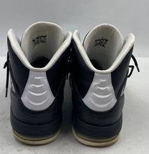 Load image into Gallery viewer, Authentic Nike Mens Jordan Air Incline Black White Sneaker Shoes Size 12 Damaged
