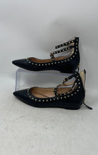 Load image into Gallery viewer, JLO Jennifer Lopez Womens Black Gold Studs Pointed Toe Strappy Flats Size 6M
