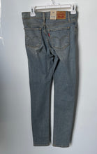 Load image into Gallery viewer, Levi Strauss &amp; Co. Womens 311 Blue Denim Shaping Skinny Jeans Pants Sz 26 W/Tags
