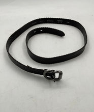 Load image into Gallery viewer, Fossil Womens BT4028001 Black Leather Scalloped Buckle Fashion Belt Size Large
