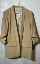 Load image into Gallery viewer, Zara Womens Beige Gathered 3/4 Sleeve Shawl Lapel Open Front Blazer Size M
