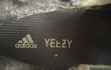Load image into Gallery viewer, Authentic Adidas Mens Yeezy Quantum GX1331 Multicolor Lace-Up Sneaker Shoes Sz 7

