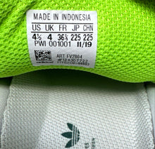 Load image into Gallery viewer, Adidas Mens Superstar Laceless FV2804 Gray Green Sneakers Shoes Size 4.5
