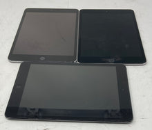 Load image into Gallery viewer, Lot Of 3 Pcs Apple iPads Touchscreen Mixed Tablets Not Tested Locked For Parts

