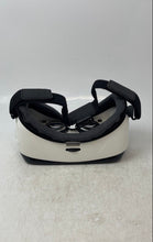 Load image into Gallery viewer, Samsung Gear VR SM-R322 White Oculus Smartphone Virtual Reality Headset Untested
