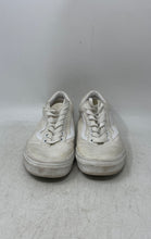 Load image into Gallery viewer, Vans Unisex Off The Wall Old Skool White Sneaker Shoes Size W6.5 M8
