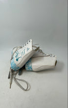 Load image into Gallery viewer, American Athletic Womens White Lace-Up Dancing On Ice Figure Skates Size 6
