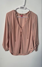 Load image into Gallery viewer, Guess Womens Pink Roll Tab Sleeve Chain V-Neck Button Front Blouse Top Size M
