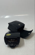 Load image into Gallery viewer, Olympus Black T20 Solid Camera Electronic Flash With Carrying Case Not Tested

