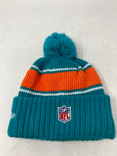Load image into Gallery viewer, New Era Mens Green NFL Miami Dolphins Sideline Cuffed Knitted Winter Cap
