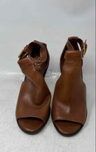Load image into Gallery viewer, Vince Camuto Womens Frasper Brown Leather Cone Heel Ankle Booties Size 7M
