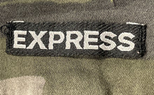 Load image into Gallery viewer, Express Womens Green Camouflage Pockets Flat Front Mini Utility Shorts Size 00
