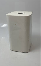 Load image into Gallery viewer, Apple AirPort Extreme Model A1521 White Networking Wireless Router Not Tested
