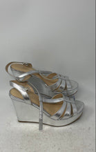 Load image into Gallery viewer, Michael By Michael Shannon Womens Fiesta Silver Platform Sandals Size 7.5
