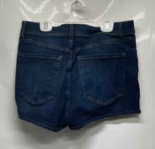 Load image into Gallery viewer, Express Womens Blue Denim Dark Wash 5-Pocket Design Mom Shorts Size 10
