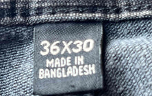 Load image into Gallery viewer, Banana Republic Mens Black Denim Athletic 5-Pocket Design Straight Jeans 36X30
