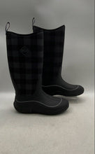 Load image into Gallery viewer, Muck Boots Company Womens Hale Black And Gray Plaid Print Tall Rain Boots Size 9

