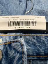 Load image into Gallery viewer, Zara Womens Blue Denim Medium Wash Stretch Pockets Straight Leg Mom Jeans Size 2

