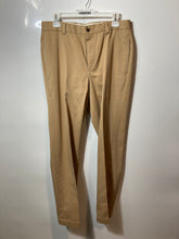 Load image into Gallery viewer, Brooks Brothers Mens Brown Clark Fit Straight Leg Advantage Chino Pants Sz 32/30
