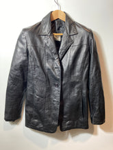 Load image into Gallery viewer, Authentic Vera Pelle Womens Black Long Sleeve Button-Front Jacket Size EUR 40
