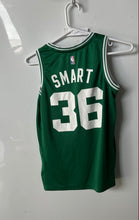 Load image into Gallery viewer, Fanatics Youth Green White Boston Celtics Marcus Smart #36 Basketball Jersey S
