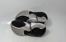Load image into Gallery viewer, Nike Mens Giannis Immortality White Gold-Tone Lace-Up Sneaker Shoes Size 6
