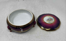 Load image into Gallery viewer, Multicolor Printed Round Shape Tri-Footed Vanity Jewelry Box With Lid
