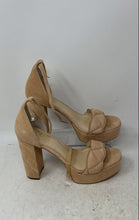 Load image into Gallery viewer, Vince Camuto Womens Mahgs VC-MAHGS Beige Block Heel Platform Sandal Size 6M
