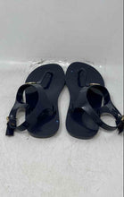 Load image into Gallery viewer, Michael Kors Womens Lillie Jelly Dark Blue Open Toe Thong Sandals Size 8 M
