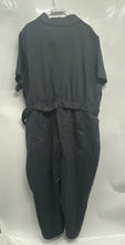 Load image into Gallery viewer, Ava &amp; Viv Womens Gray Button Front Collared One-Piece Jumpsuit Size 4X
