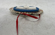 Load image into Gallery viewer, The White House Historical Association 200th Anniversary 2000 Ornament w/ Box
