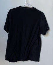 Load image into Gallery viewer, Guess Womens Black Short Sleeve V-Neck Pullover T-Shirt Size Large
