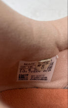 Load image into Gallery viewer, Adidas Womens Ozweego GZ2775 Pink Lace-Up Low Top Running Shoes Size 7.5
