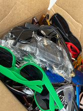 Load image into Gallery viewer, 'Variety of Glasses and Sunglasses 5 Lbs. + 0.4 0z
