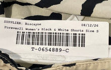 Load image into Gallery viewer, Forever 21 Womens Black &amp; White Animal Print Side Zip Bermuda Shorts Size S
