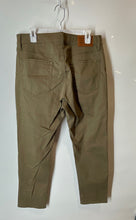 Load image into Gallery viewer, Lucky Brand Mens Brown Dark Wash Stretch Pockets Cropped Jeans Pants Size 33X30
