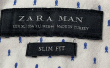 Load image into Gallery viewer, Zara Mens White Printed Collared Short Sleeve Slim Fit Button-Up Shirt Size XL
