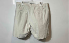 Load image into Gallery viewer, Lululemon Mens Ivory Pockets Stretch Flat Front Chino Shorts Size 38
