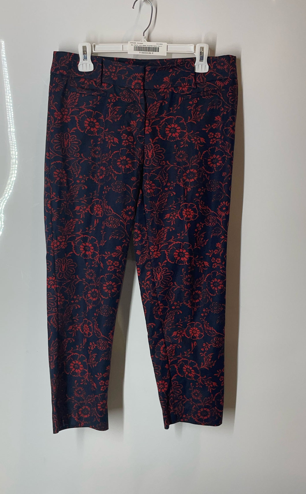 Ann Taylor Loft Womens Blue Red Floral Flat Front Cropped Pants Size 6
